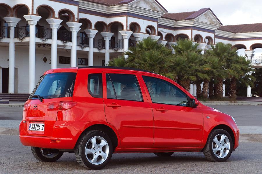 Mazda2 2002 года  (фото 42 из 113)